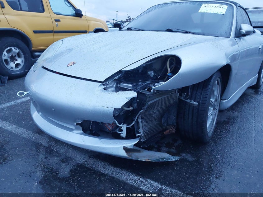 2001 Porsche 911 Carrera/Carrera 4 VIN: WP0CA29901S654221 Lot: 43752501