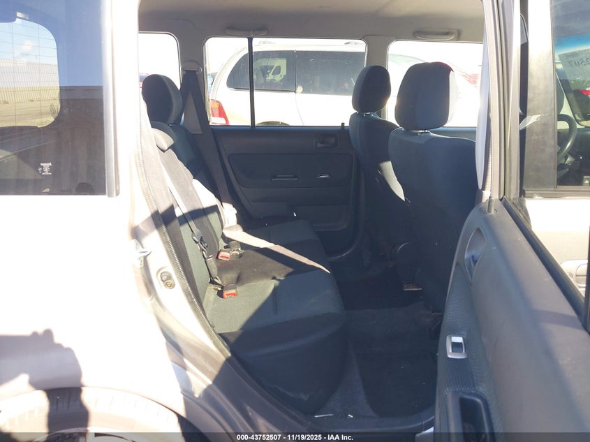 2006 Scion Xb VIN: JTLKT324364066890 Lot: 43752507