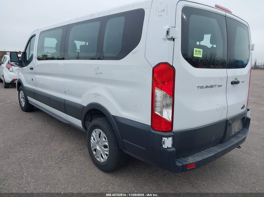 1FBAX2Y83NKA44371 2022 FORD TRANSIT photo no. 3