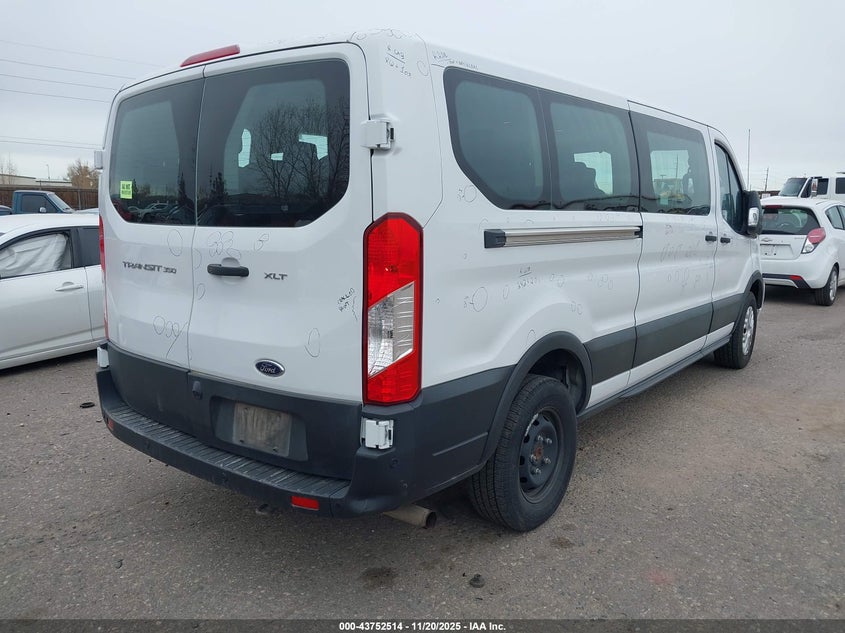 1FBAX2Y83NKA44371 2022 FORD TRANSIT photo no. 4