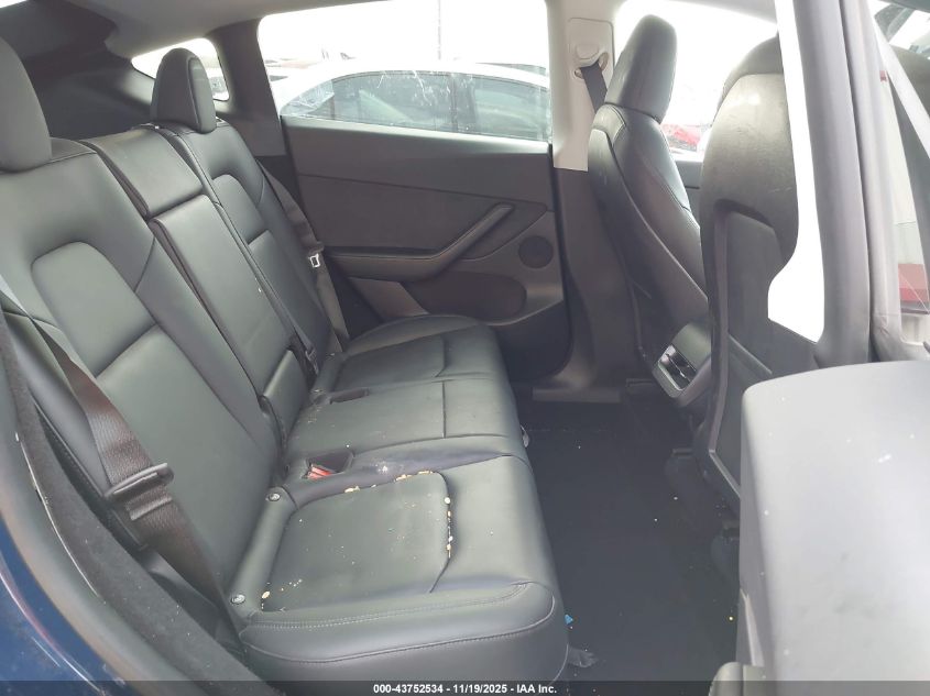 2022 Tesla Model Y Long Range Dual Motor All-Wheel Drive VIN: 7SAYGDEE9NA003661 Lot: 43752534