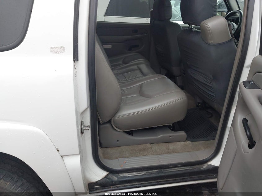 2004 Chevrolet Suburban 1500 Lt VIN: 3GNEC16Z24G276729 Lot: 43752554