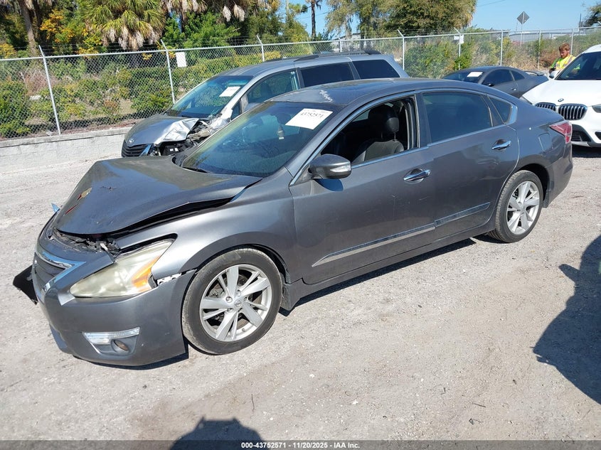 1N4AL3APXFC147111 2015 NISSAN ALTIMA photo no. 2