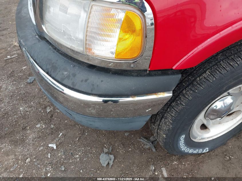 2001 Ford F-150 Lariat/Xl/Xlt VIN: 2FTRX18W71CA71515 Lot: 43752600