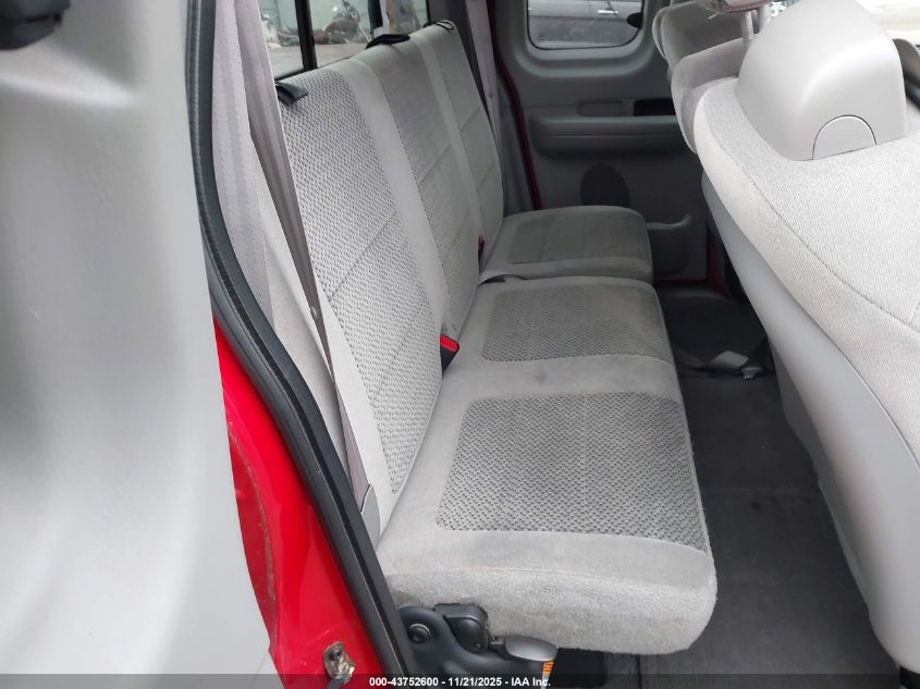 2001 Ford F-150 Lariat/Xl/Xlt VIN: 2FTRX18W71CA71515 Lot: 43752600