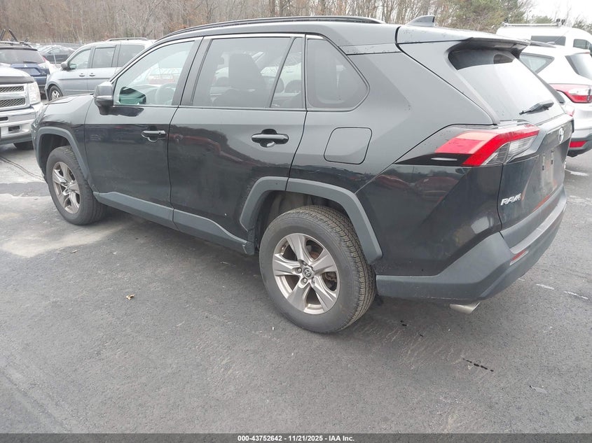 2T3P1RFV9NW278126 2022 TOYOTA RAV 4 photo no. 3