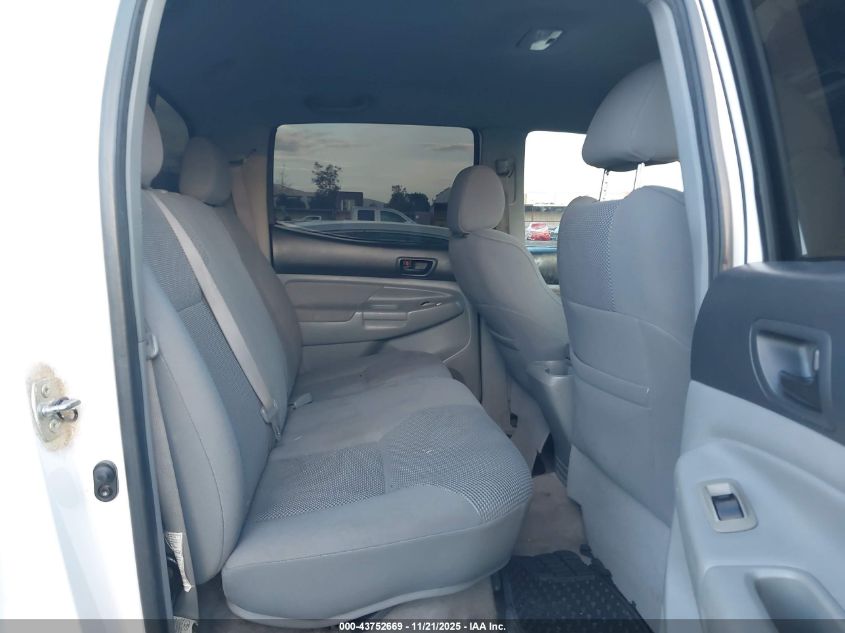 2005 Toyota Tacoma Prerunner V6 VIN: 5TEJU62N25Z026904 Lot: 43752669