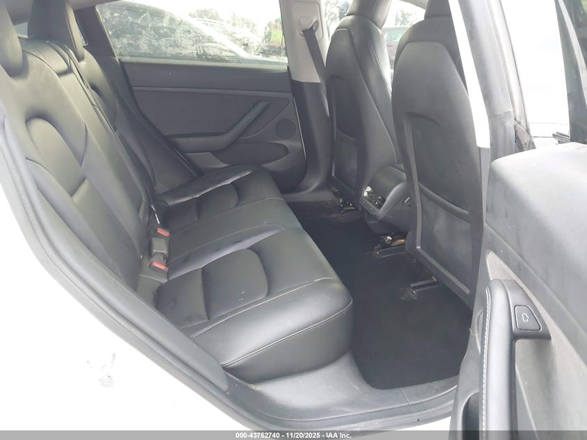 2022 Tesla Model 3 Rear-Wheel Drive VIN: 5YJ3E1EA3NF200353 Lot: 43752740