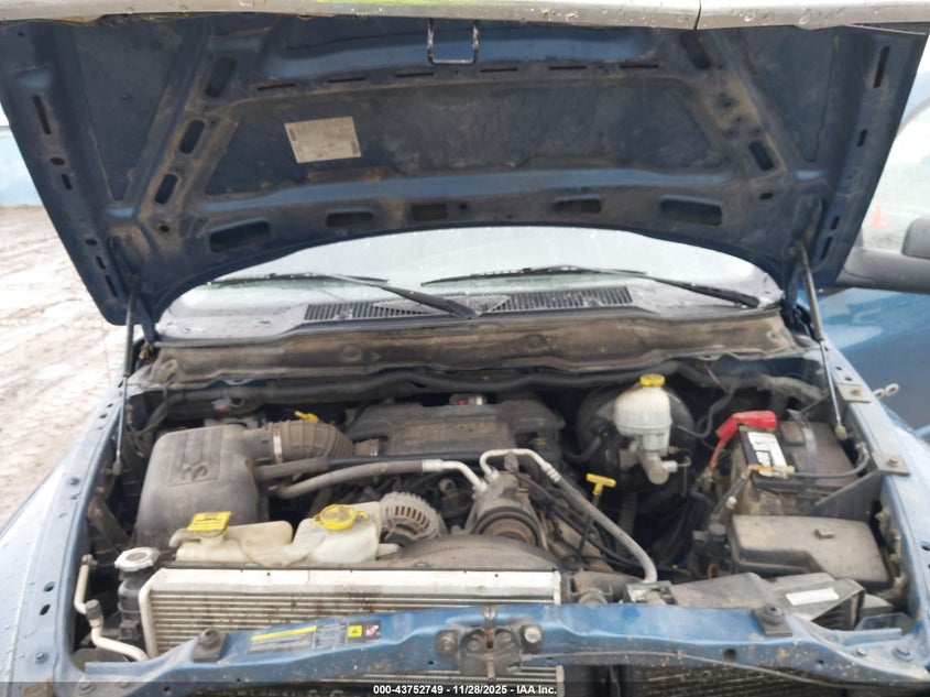 2005 Dodge Ram 1500 Slt/Laramie VIN: 1D7HU18D35S108800 Lot: 43752749