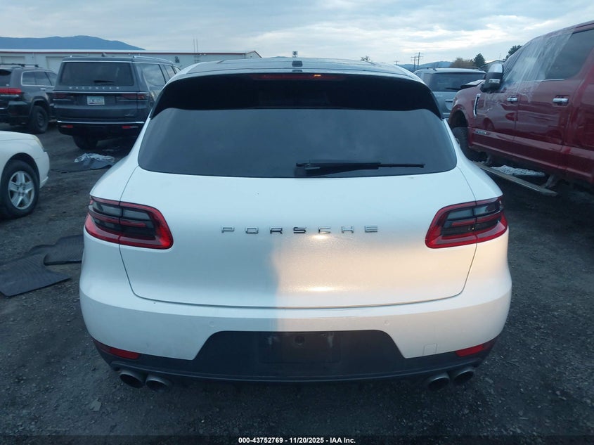 2016 Porsche Macan S VIN: WP1AB2A55GLB50732 Lot: 43752769
