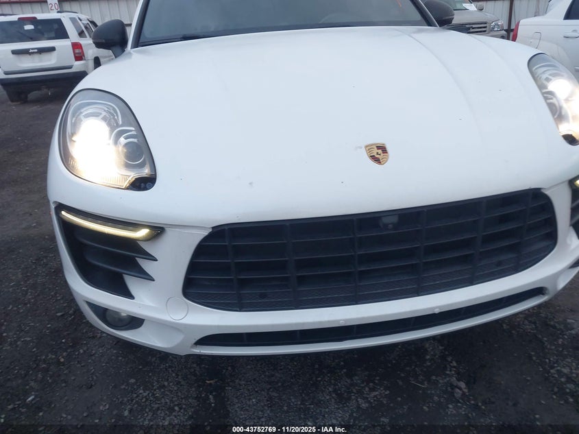 2016 Porsche Macan S VIN: WP1AB2A55GLB50732 Lot: 43752769