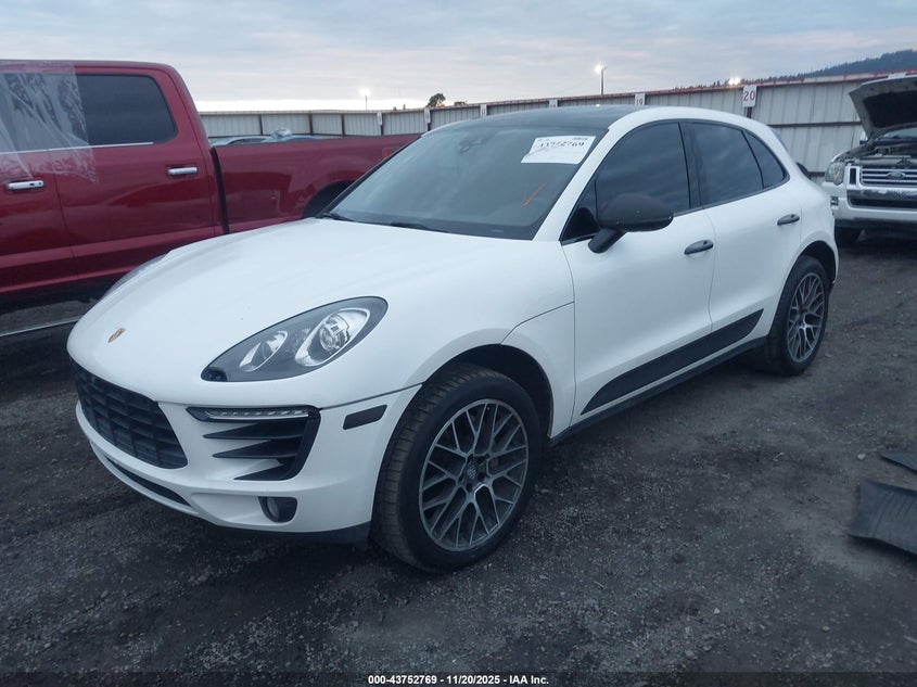 WP1AB2A55GLB50732 2016 PORSCHE MACAN photo no. 2