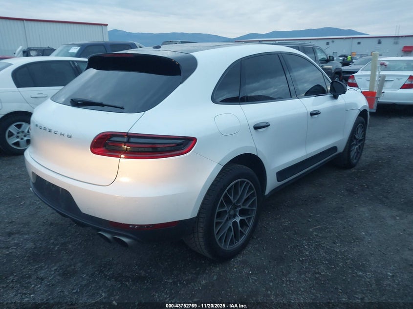 WP1AB2A55GLB50732 2016 PORSCHE MACAN photo no. 4
