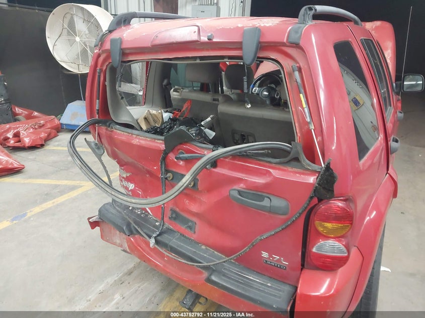 1J4GL58KX4W327625 2004 JEEP LIBERTY (NORTH AMERICA) photo no. 6