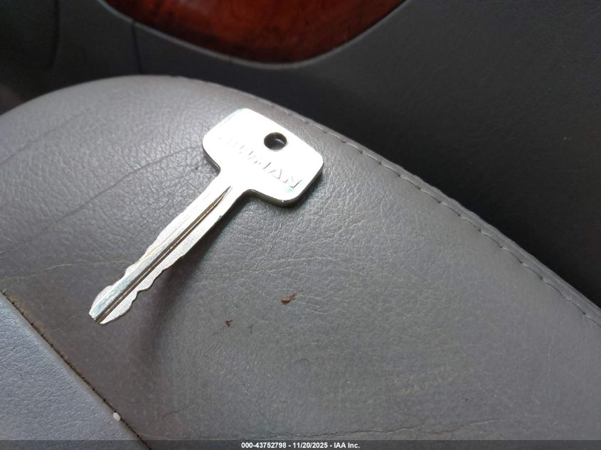 2005 Toyota Tundra Ltd V8 VIN: 5TBRT38155S459177 Lot: 43752798