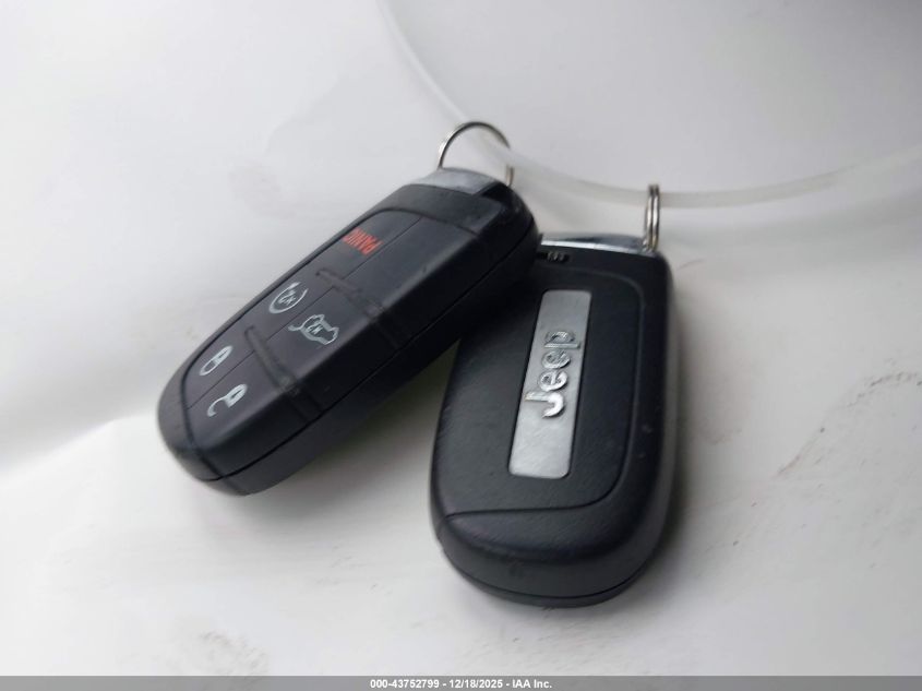 2018 Jeep Compass Limited Fwd VIN: 3C4NJCCB5JT155889 Lot: 43752799