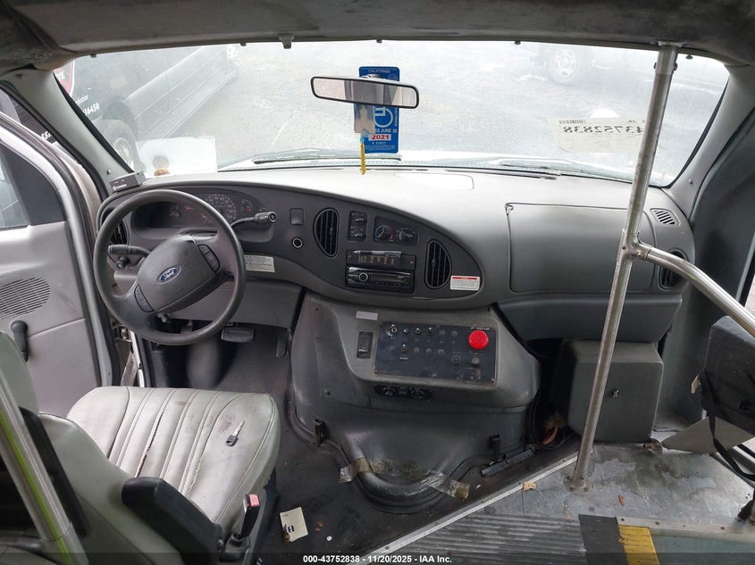 2003 Ford E-450 Cutaway Standard VIN: 1FDXE45S73HB39996 Lot: 43752838