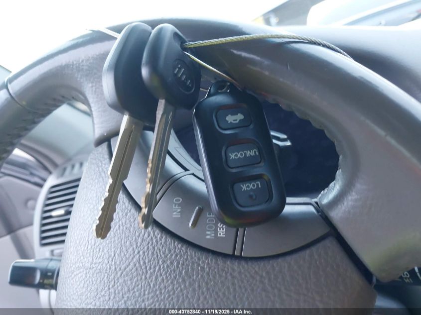 2005 Toyota Camry Xle V6 VIN: 4T1BF30K35U086622 Lot: 43752840