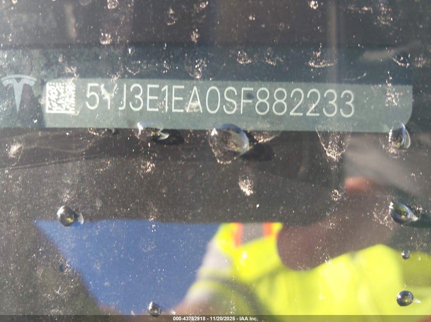 2025 Tesla Model 3 Long Range Rear-Wheel Drive/Standard VIN: 5YJ3E1EA0SF882233 Lot: 43752918