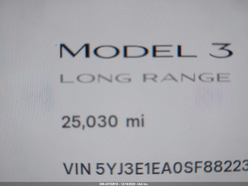 2025 Tesla Model 3 Long Range Rear-Wheel Drive/Standard VIN: 5YJ3E1EA0SF882233 Lot: 43752918