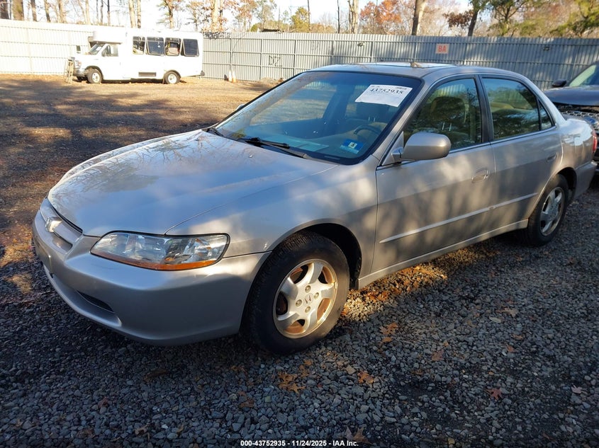 JHMCG6679XC036437 1999 HONDA ACCORD photo no. 2
