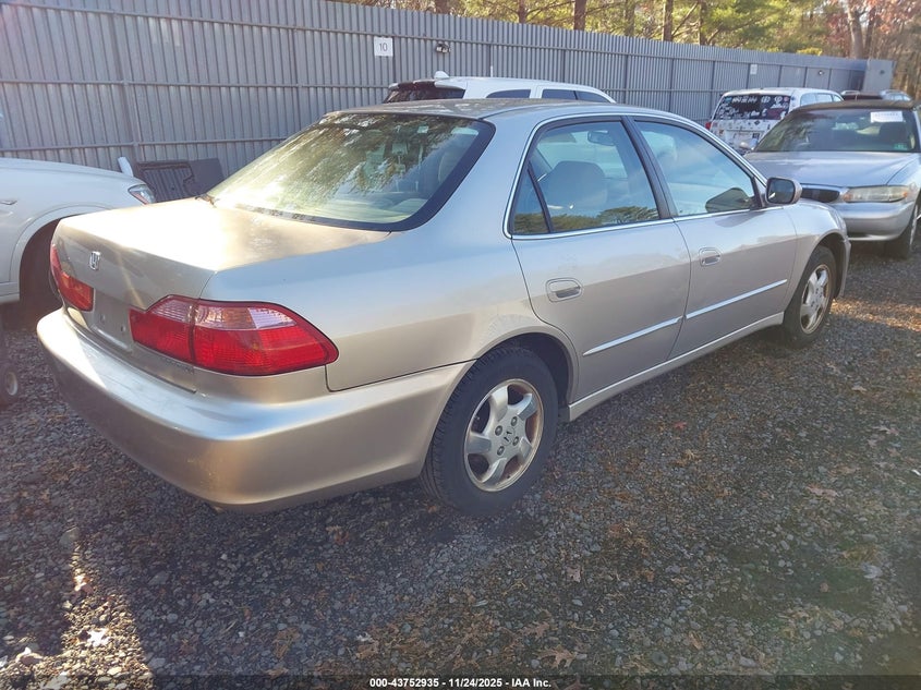 JHMCG6679XC036437 1999 HONDA ACCORD photo no. 4