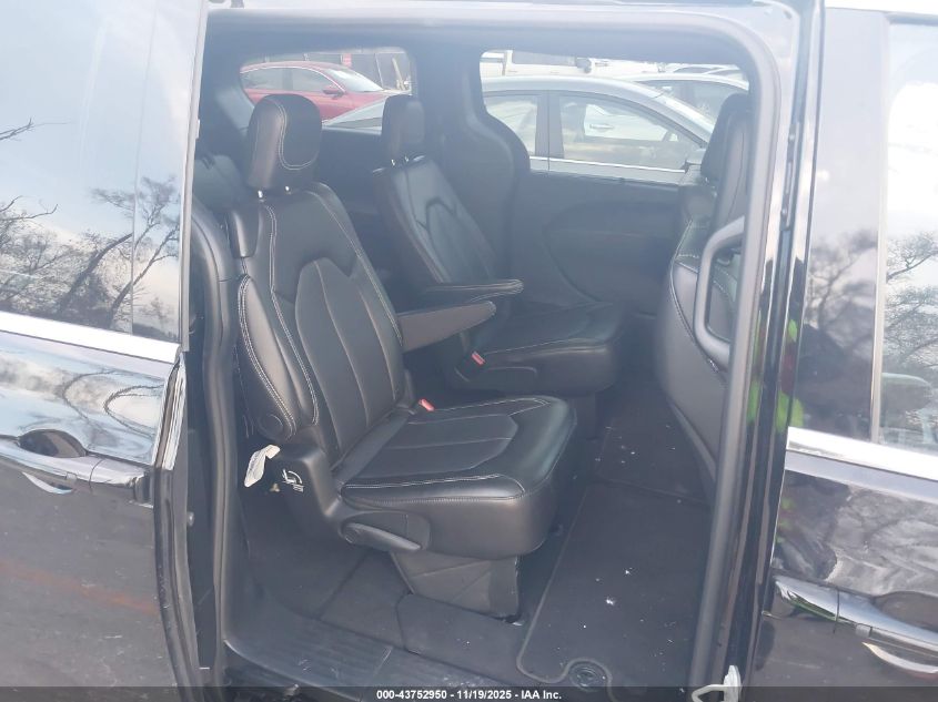 2025 Chrysler Pacifica Select VIN: 2C4RC1BG8SR612020 Lot: 43752950