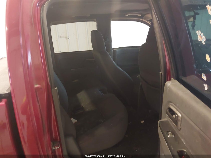 1GCDT136058200142 2005 CHEVROLET COLORADO photo no. 8