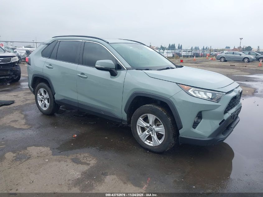 TOYOTA RAV4 XLE