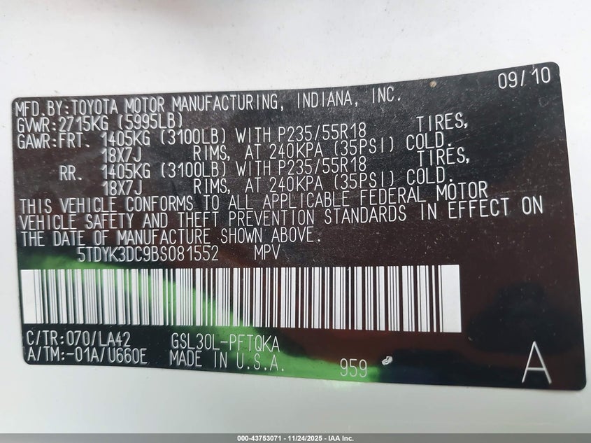 5TDYK3DC9BS081552 2011 TOYOTA SIENNA photo no. 9