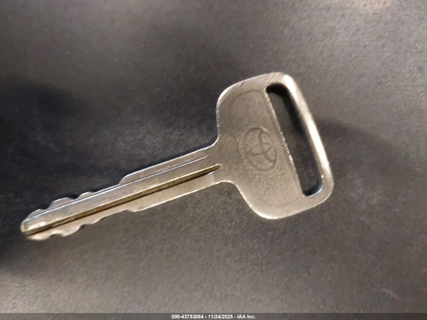 2003 Toyota Tacoma VIN: 5TEWM72N63Z194490 Lot: 43753084