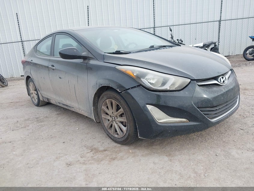 HYUNDAI ELANTRA SE