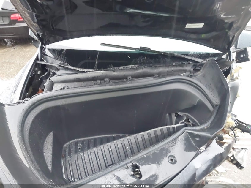 2024 Tesla Model Y Long Range Dual Motor All-Wheel Drive VIN: 7SAYGAEE6RF066918 Lot: 43753219