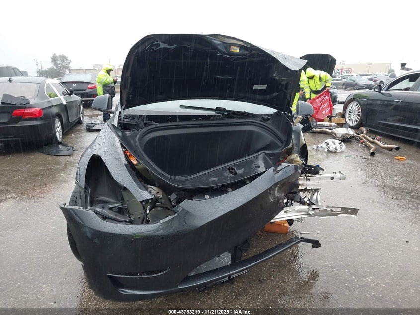 2024 Tesla Model Y Long Range Dual Motor All-Wheel Drive VIN: 7SAYGAEE6RF066918 Lot: 43753219