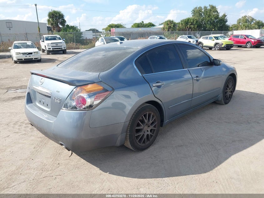 Vin: 1n4bl2ap0bn481791, lot: 44248651, nissan altima 3.5 sr 20114