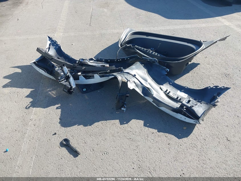 2023 Tesla Model 3 Rear-Wheel Drive VIN: 5YJ3E1EAXPF562683 Lot: 43753296