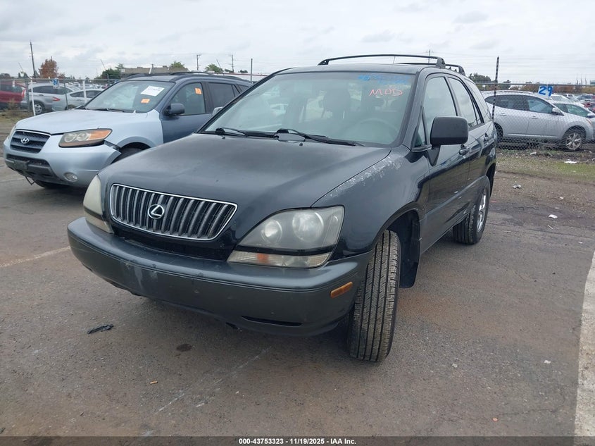 JT6HF10U9X0080037 1999 LEXUS RX photo no. 2