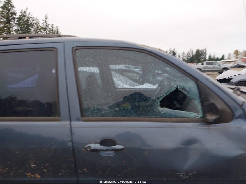 2001 Mazda Tribute Dx V6 VIN: 4F2YU07161KM00768 Lot: 43753355