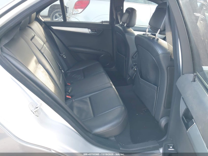 2009 Mercedes-Benz C 300 Luxury/Sport VIN: WDDGF54X09R063244 Lot: 43753360