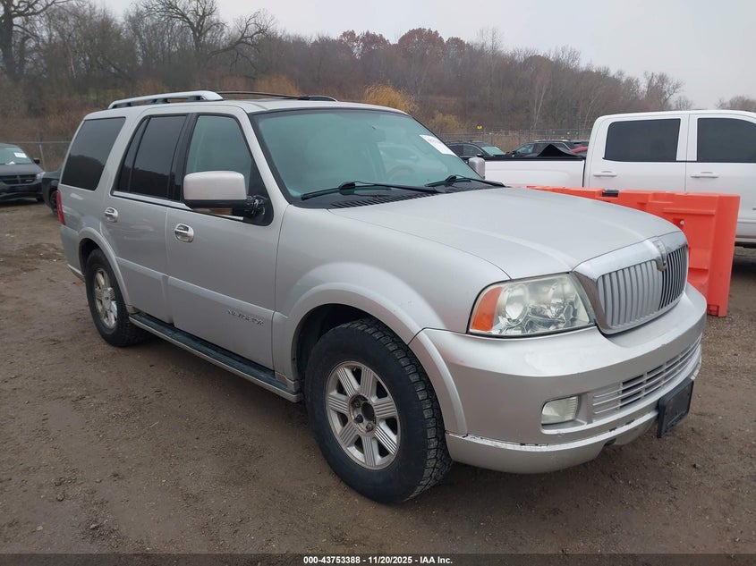 5LMFU27505LJ22691 2005 Lincoln Navigator auction photo 1