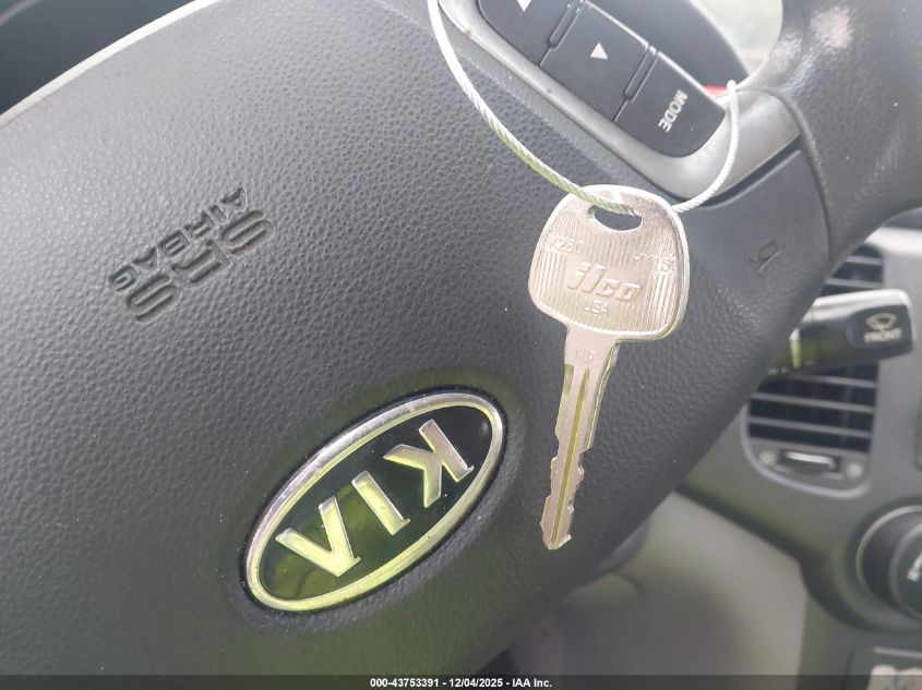 2008 Kia Optima Lx VIN: KNAGE123885224996 Lot: 43753391