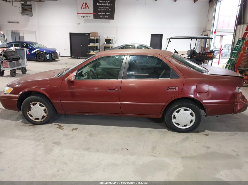 1999 Toyota Camry Ce VIN: 4T1BG22K9XU508562 Lot: 43753412