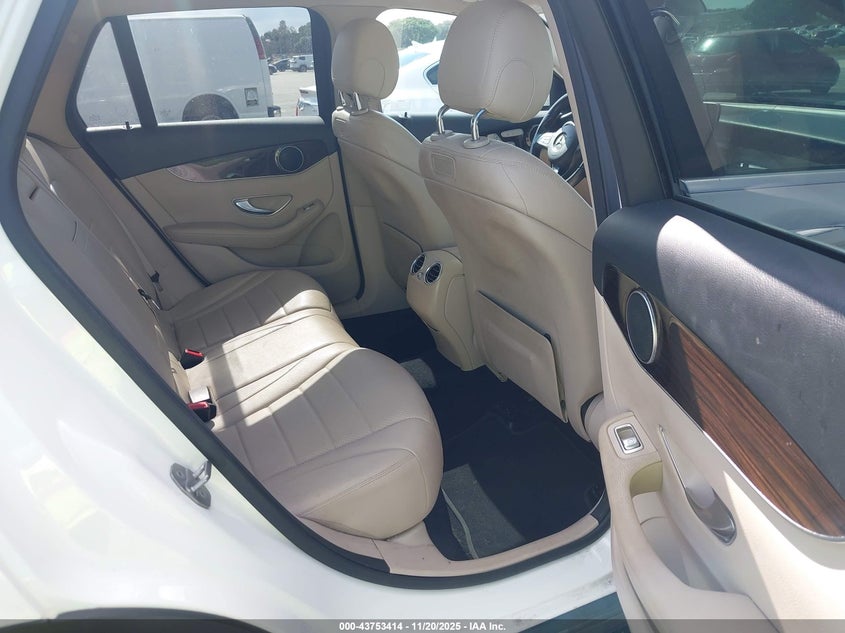 2019 Mercedes-Benz Glc 300 VIN: WDC0G4JB8KV180881 Lot: 43753414