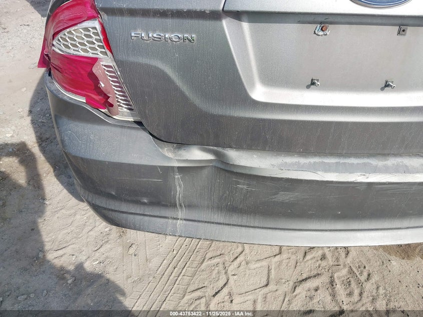 2010 Ford Fusion Se VIN: 3FAHP0HA3AR258516 Lot: 43753422