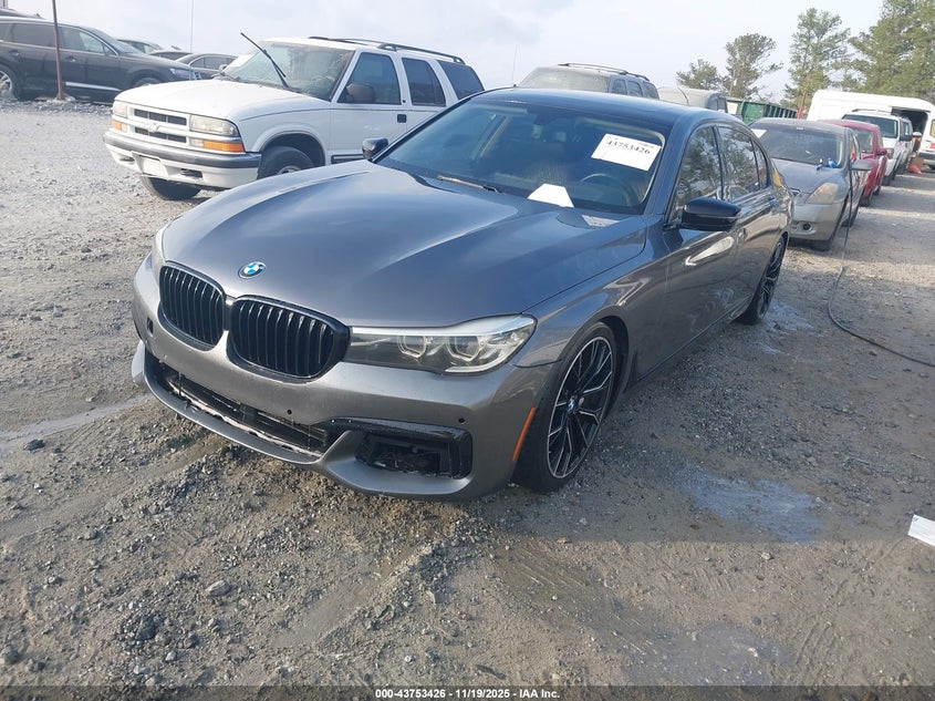 WBA7E2C57GG504630 2016 BMW 7ER photo no. 2