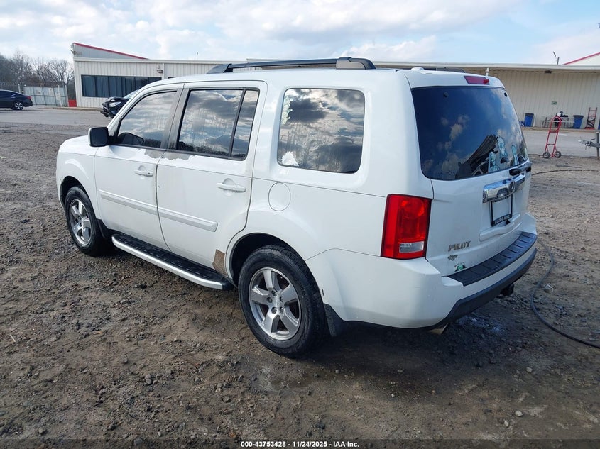 5FNYF3H47AB009260 2010 HONDA PILOT photo no. 3