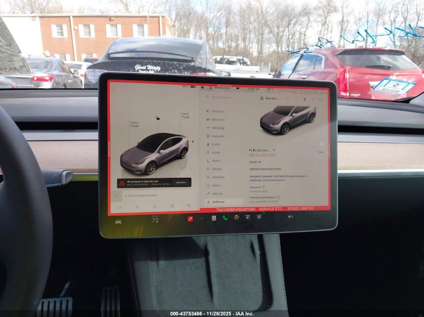 2024 Tesla Model Y Performance Dual Motor All-Wheel Drive VIN: 7SAYGDEF4RA261360 Lot: 43753466