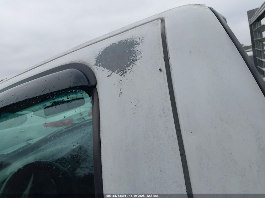 2000 Ford F-150 Work Series/Xl/Xlt VIN: 2FTRF18LXYCA17807 Lot: 43753491