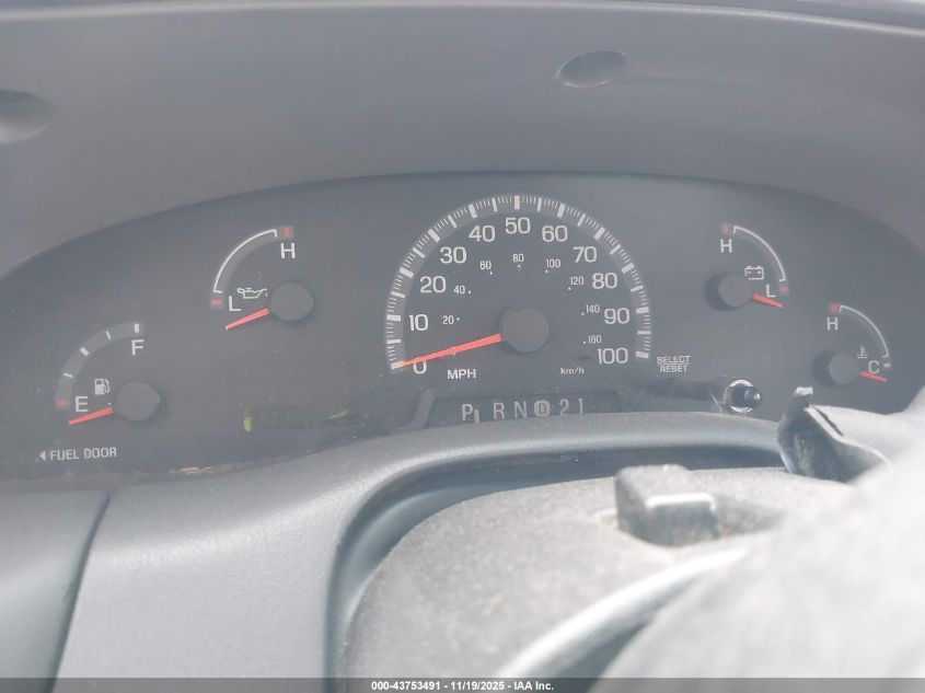 2000 Ford F-150 Work Series/Xl/Xlt VIN: 2FTRF18LXYCA17807 Lot: 43753491