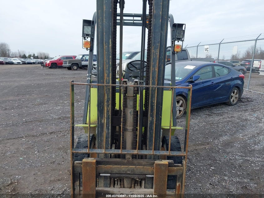 CMP230L07446872KF 1997   photo no. 6